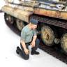 Фигура танкиста, Германия, лето 1943 г., поза 2. Масштаб 1:35