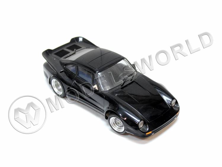 Готовая модель автомобиля Koenig Porsche 911 в масштабе 1:24 - фото 1