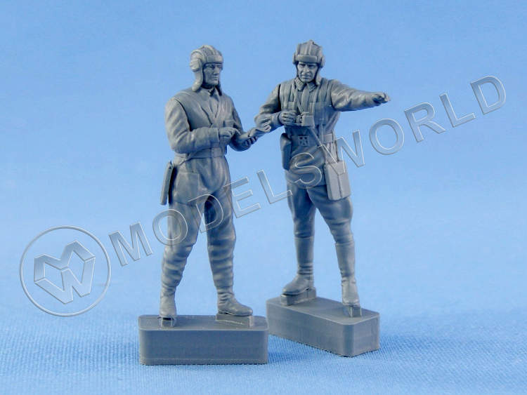 Фигуры смоляные экипаж советского танка или бронеавтомобиля 1939-1942 гг. Масштаб 1:35 - фото 1