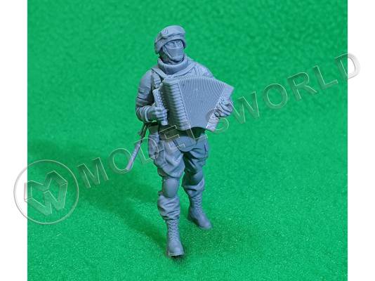 Фигура "Гармонист". Масштаб 1:35