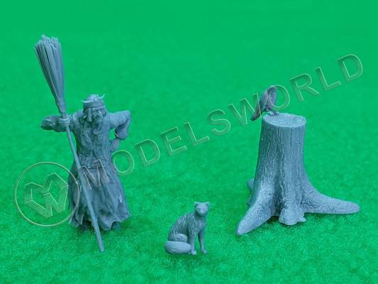 Фигура "Баба Яга с метлой". Масштаб 1:72