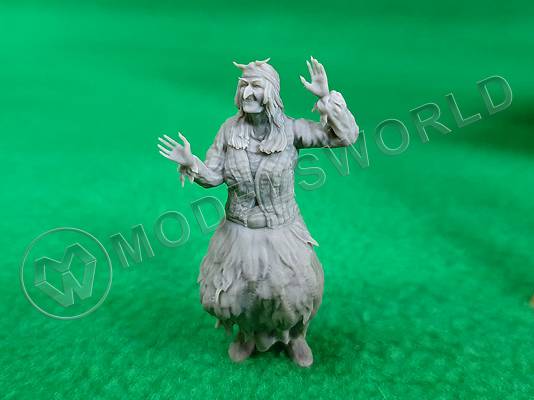 Фигура "Баба Яга". Масштаб 1:35