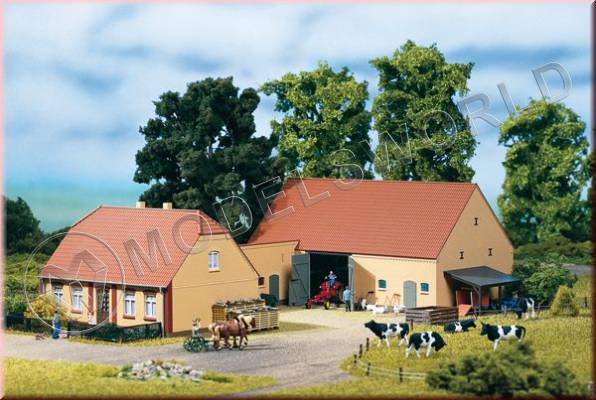 Ферма "Дубовый двор". Масштаб H0/TT