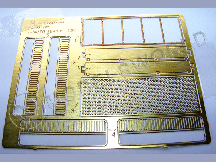 Фототравление сетки Т-34/76 1940-41 гг., Звезда. Масштаб 1:35 - фото 1